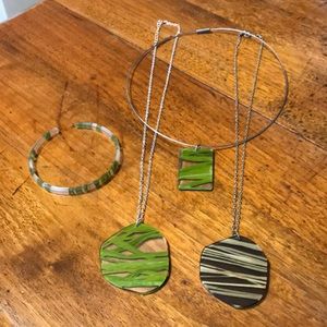 Eco-friendly jewelry